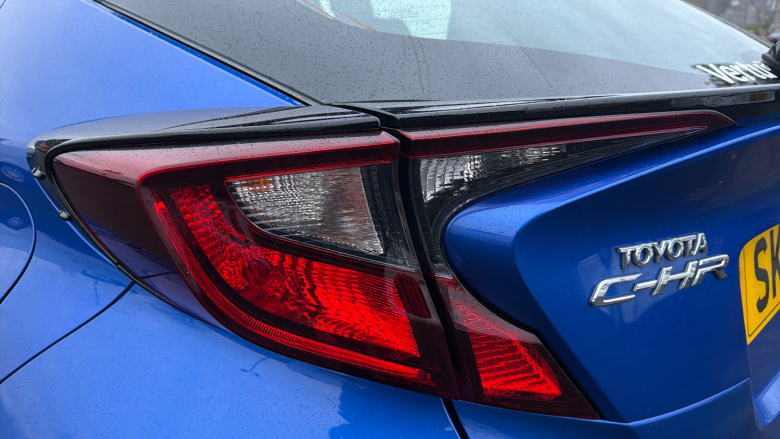 Toyota C-HR 1.8 Hybrid Icon 5dr CVT Hybrid Hatchback